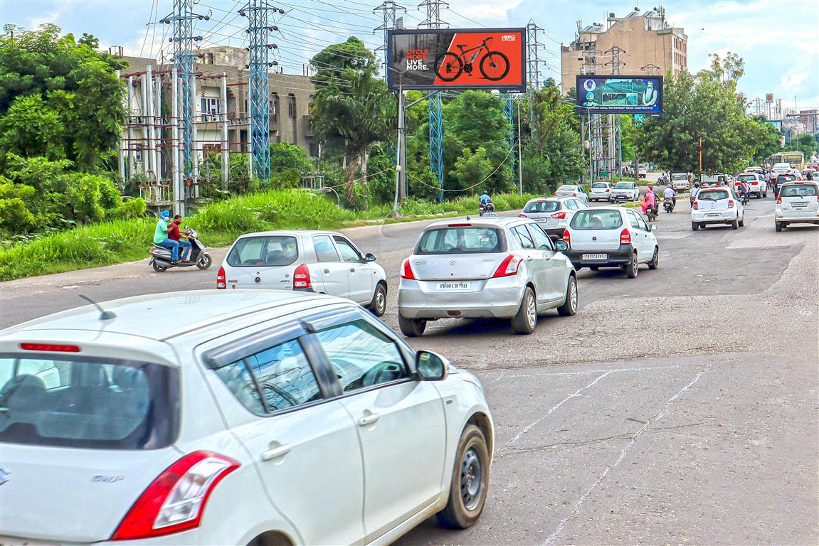 Ferozepur Road-Hawai Adda C1