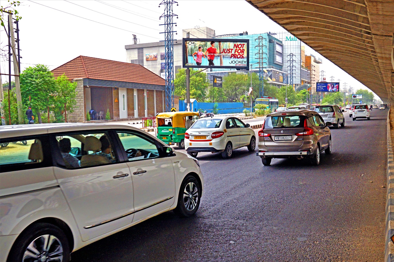 Ferozepur Road-Wave Mall C1